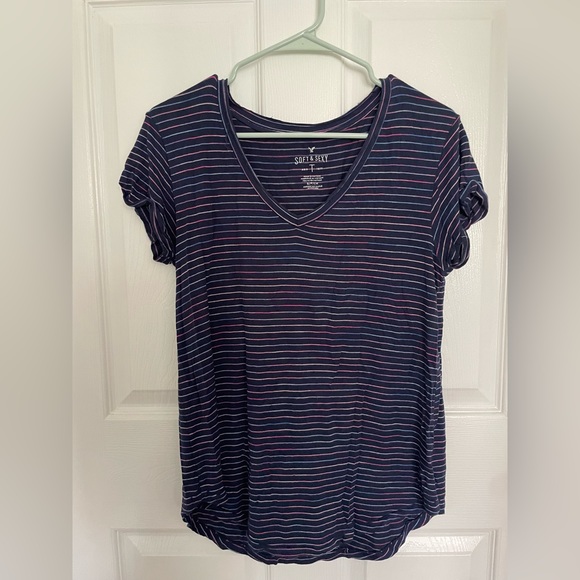 American Eagle Soft & Sexy Tee, Size S - Picture 1 of 3